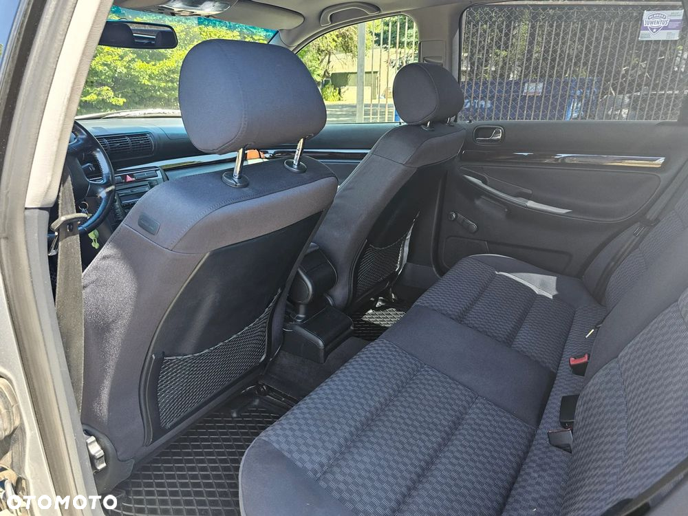 Audi A4 Avant 1.9 TDI - 13