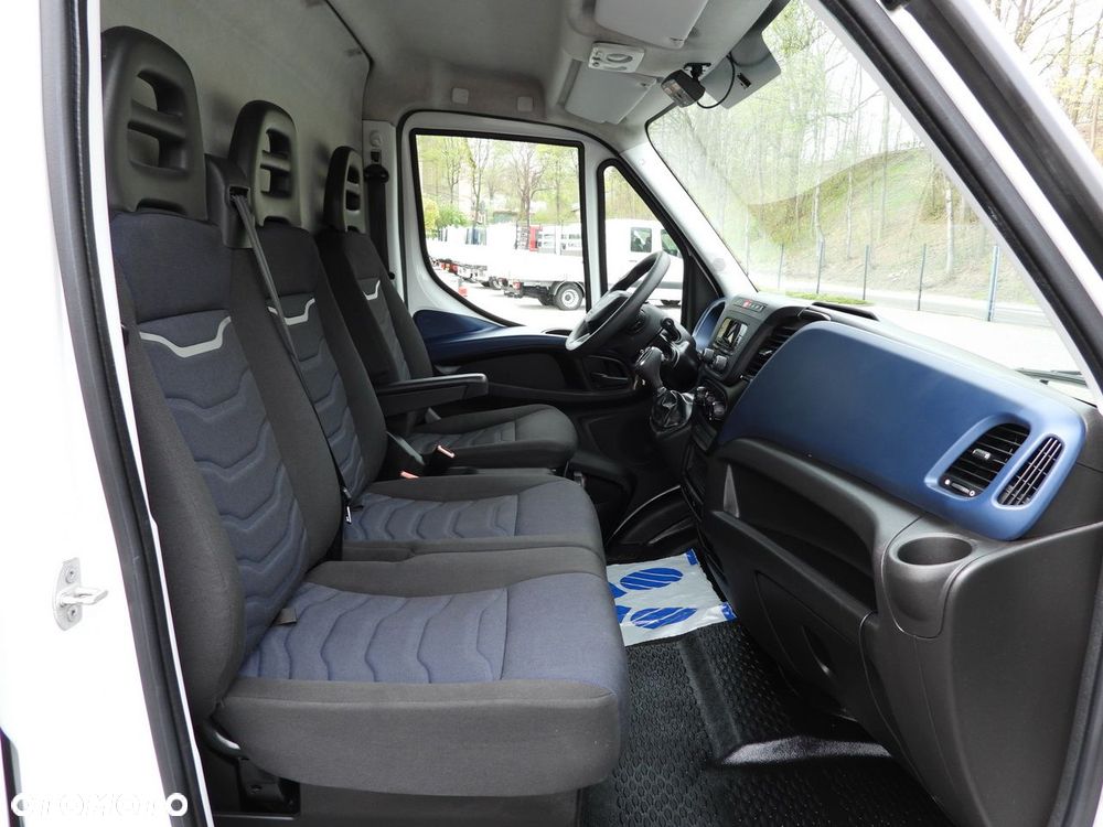 Iveco DAILY 35S14 FURGON CHŁODNIA  0*C ZASILANIE 230V TEMPOMAT AUTOMAT HI-MATIC KLIMATYZACJA  140KM - 39