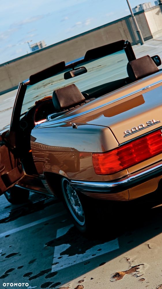 Mercedes-Benz SL - 18