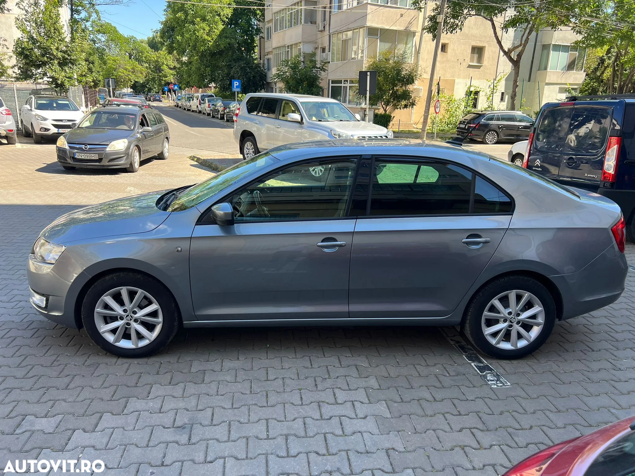 Skoda RAPID 1.6 TDI Elegance - 10