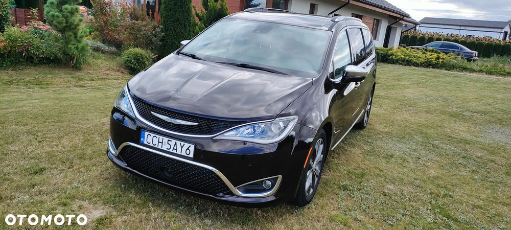 Chrysler Pacifica - 13