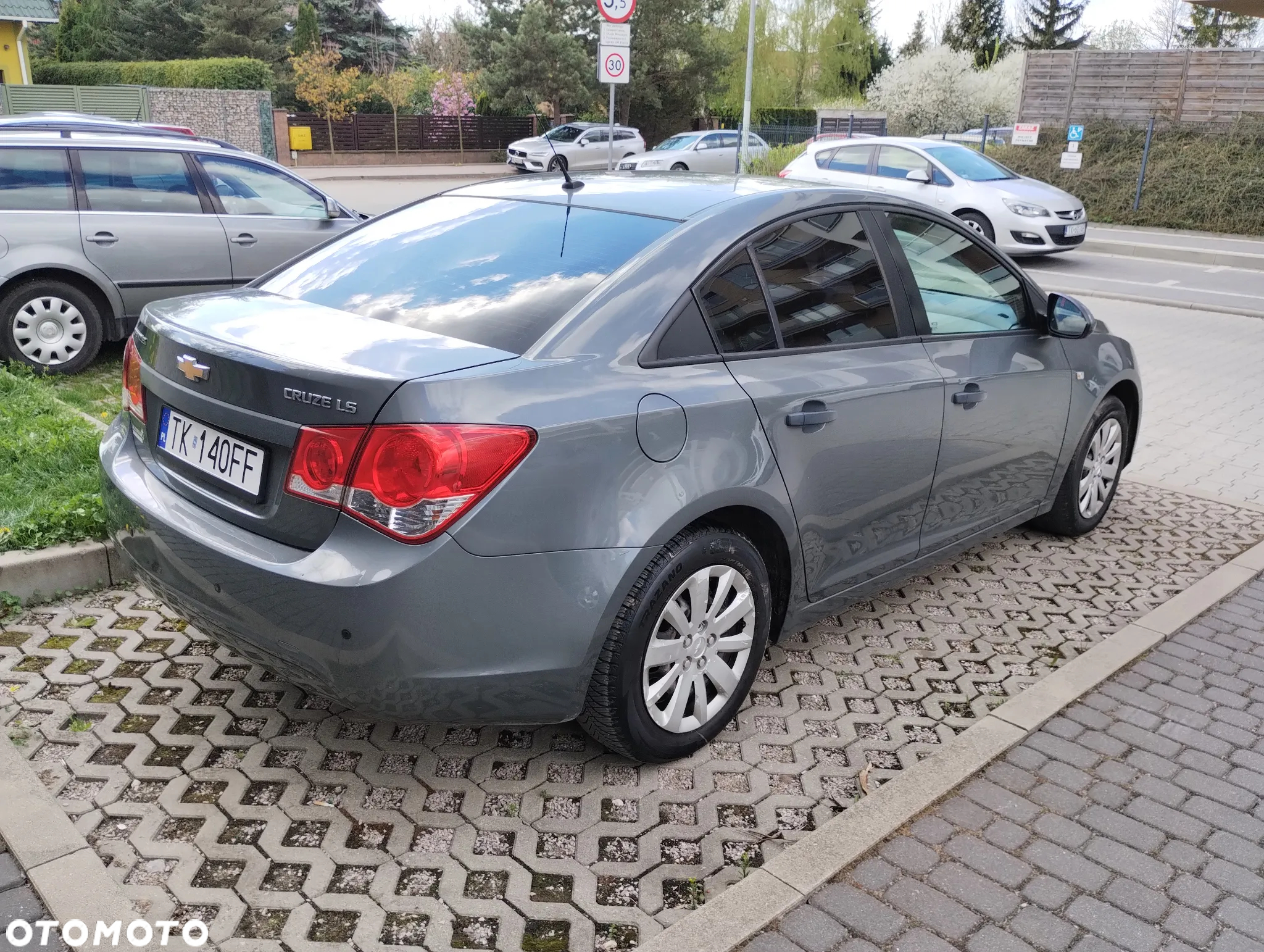 Chevrolet Cruze - 5