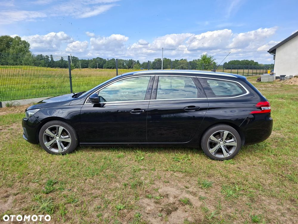 Peugeot 308 1.6 BlueHDi Allure S&S - 30