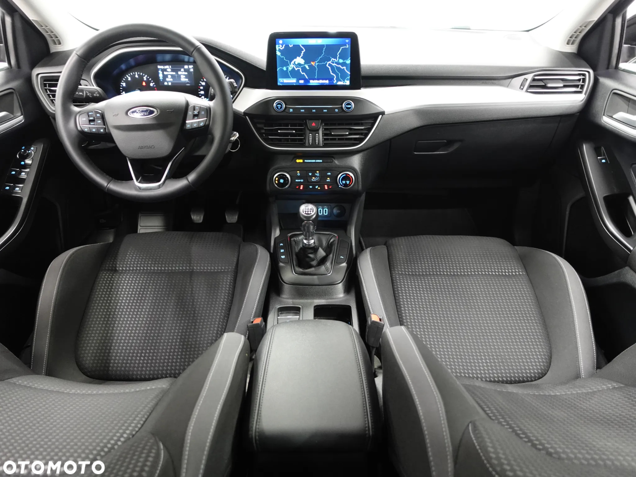 Ford Focus 1.0 EcoBoost mHEV Active - 29