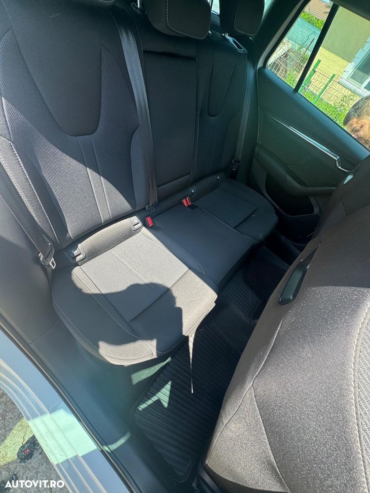 Skoda Octavia 2.0 TDI DSG Style - 12
