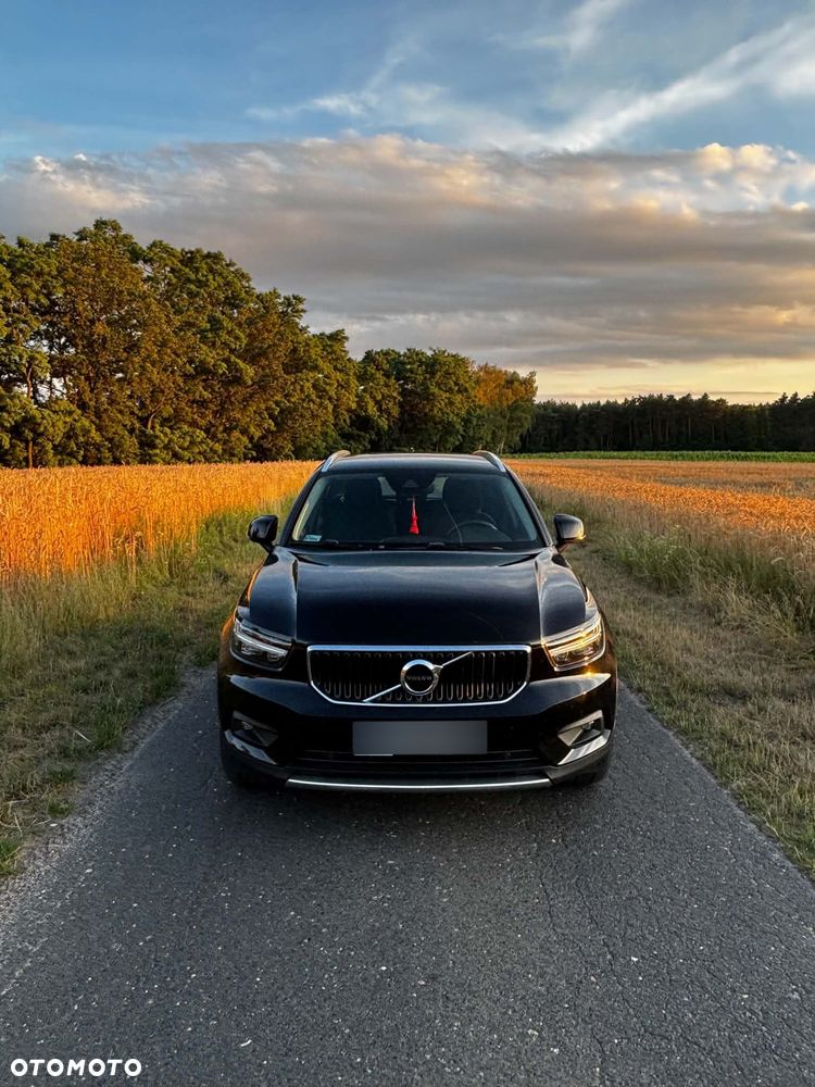 Volvo XC 40 T3 Momentum Pro - 5