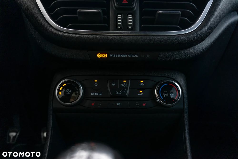 Ford Fiesta - 23