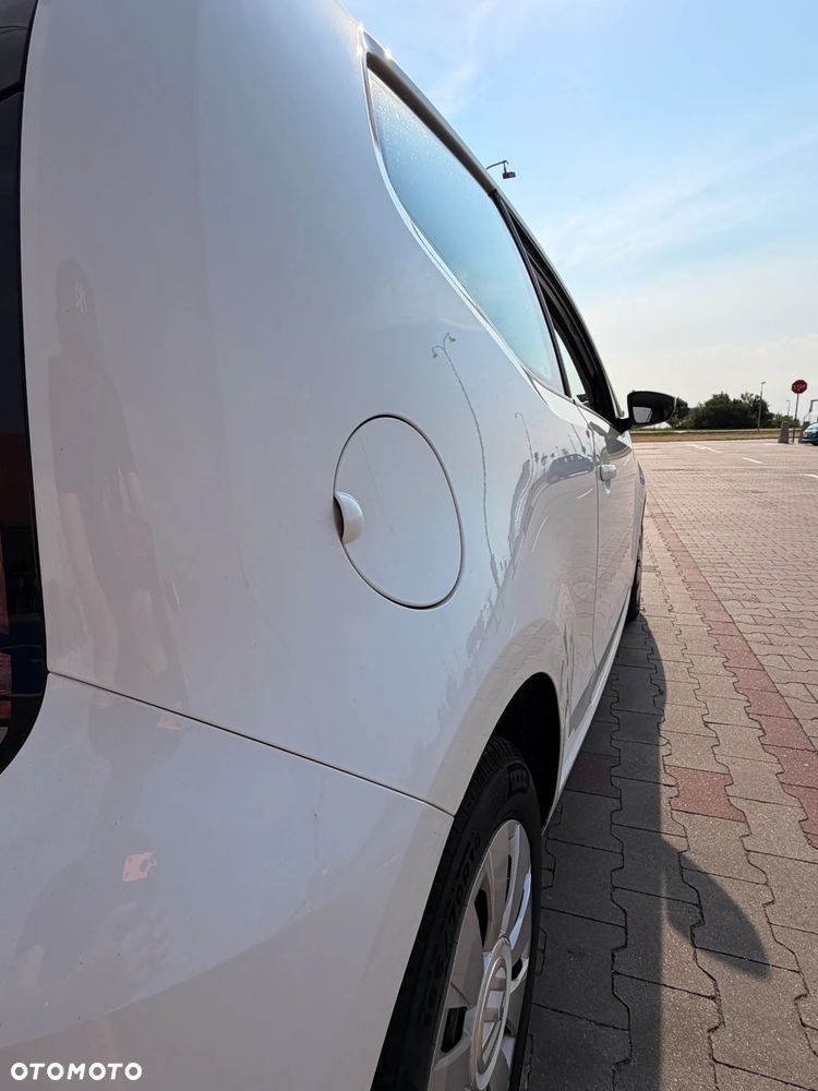 Volkswagen up! 1.0 Take - 7