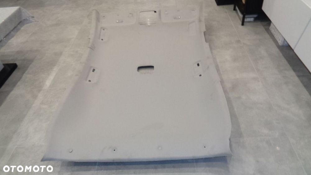 PODSUFITKA KIA CEED III HB 195122251-009 EUROPA 18- - 2