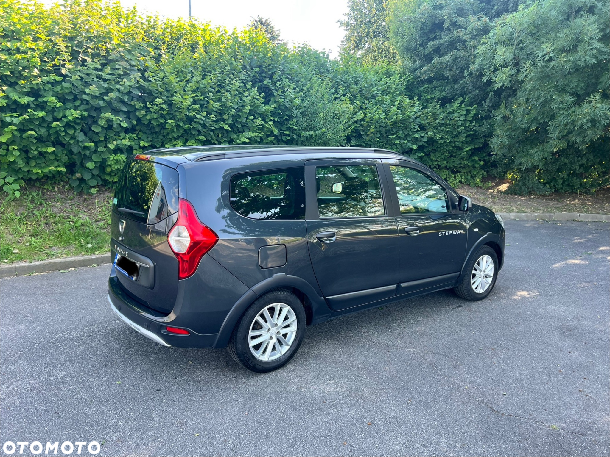 Dacia Lodgy 1.5 Blue dCi Stepway S&S EU6d - 4