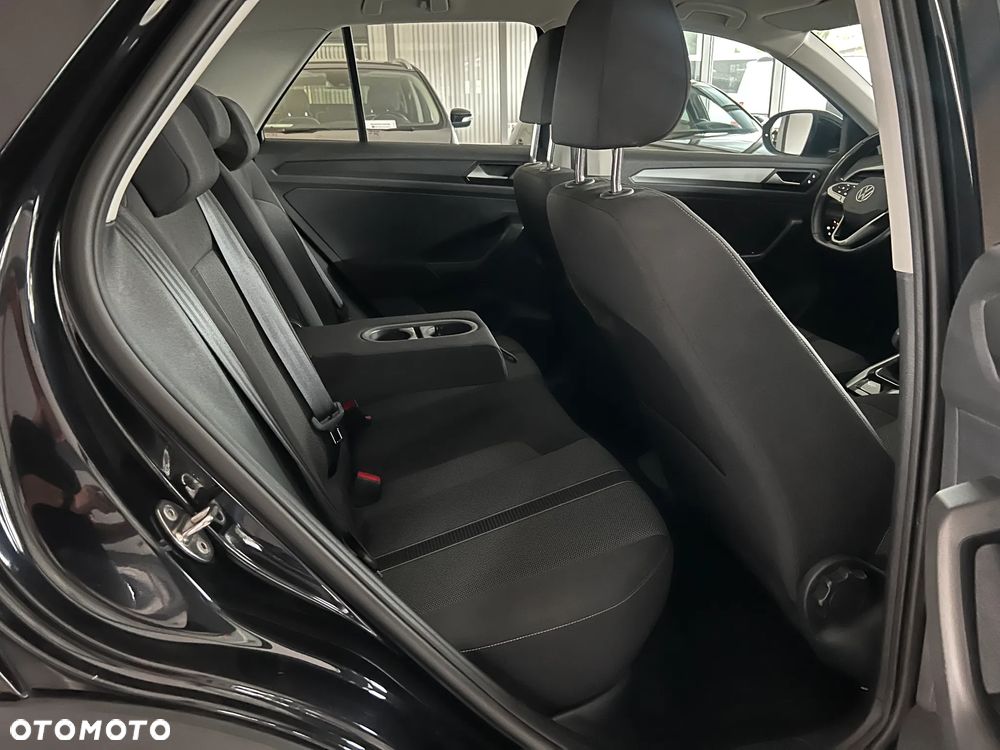 Volkswagen T-Roc 1.5 TSI Style - 36