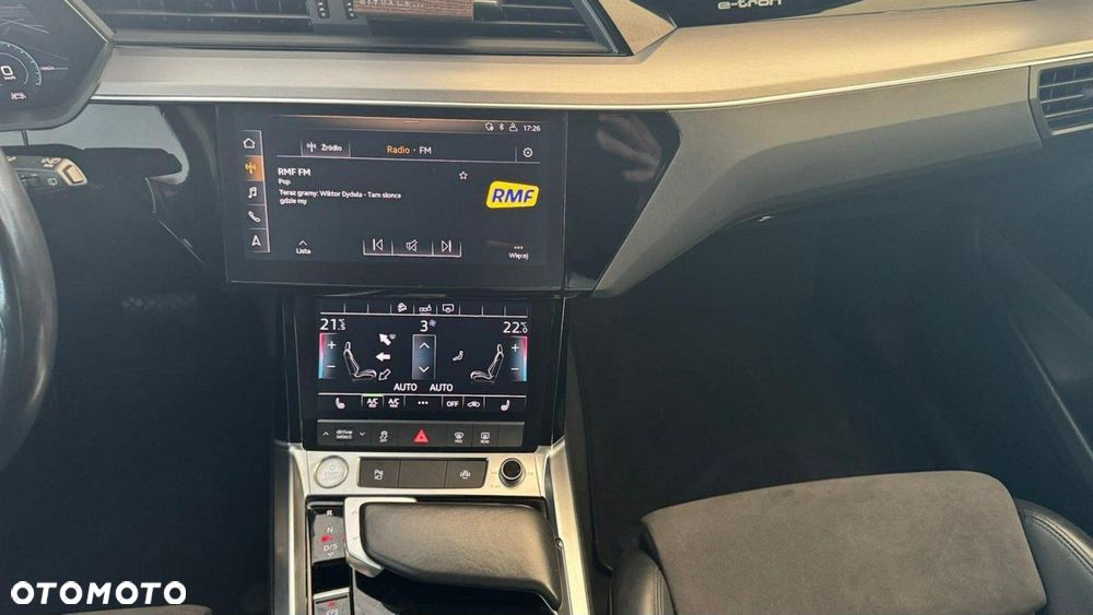 Audi e-tron - 33