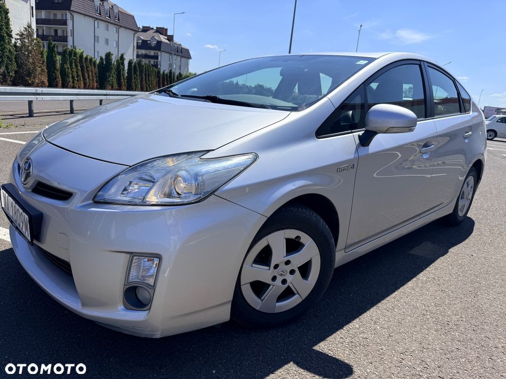 Toyota Prius - 3