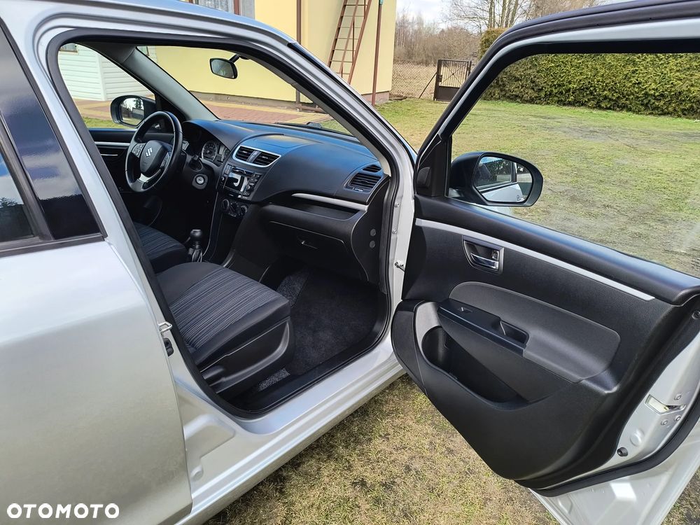Suzuki Swift - 13