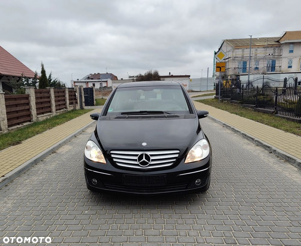 Mercedes-Benz Klasa B 150 Autotronic Grand Edition - 14