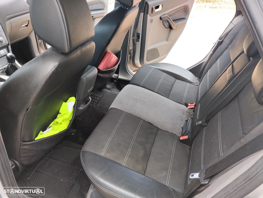Ford Focus 1.6 TDCi Titanium - 11