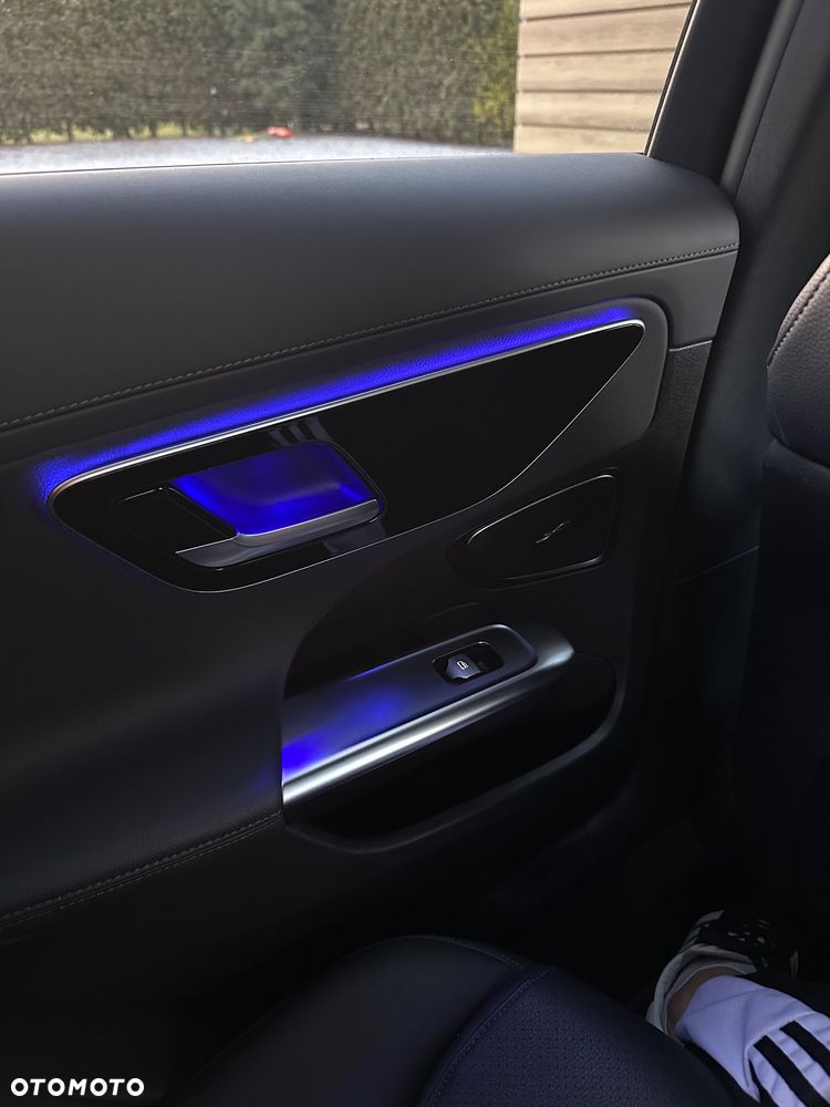 Mercedes-Benz Klasa C 300 de 9G-TRONIC AMG Line - 25