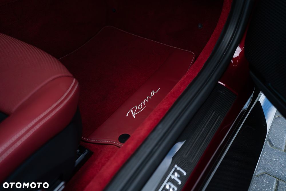 Ferrari Roma - 24