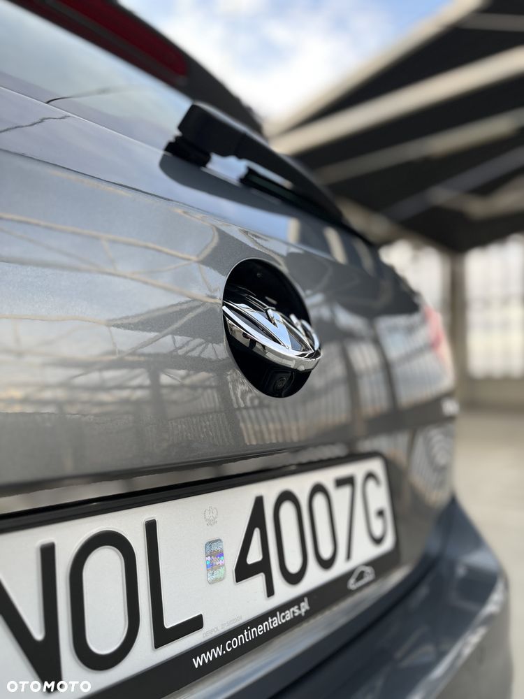Volkswagen Passat - 19