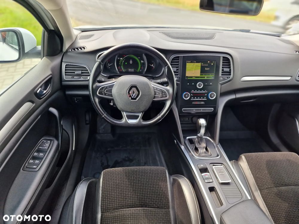 Renault Megane 1.5 dCi Bose EDC - 24