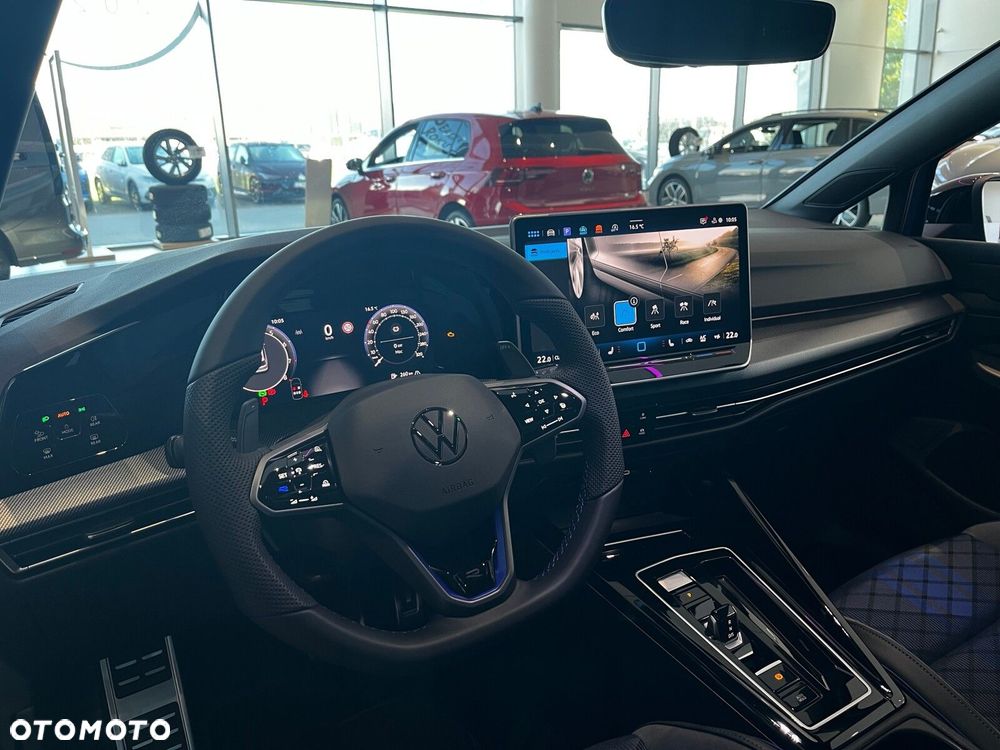 Volkswagen Golf - 15