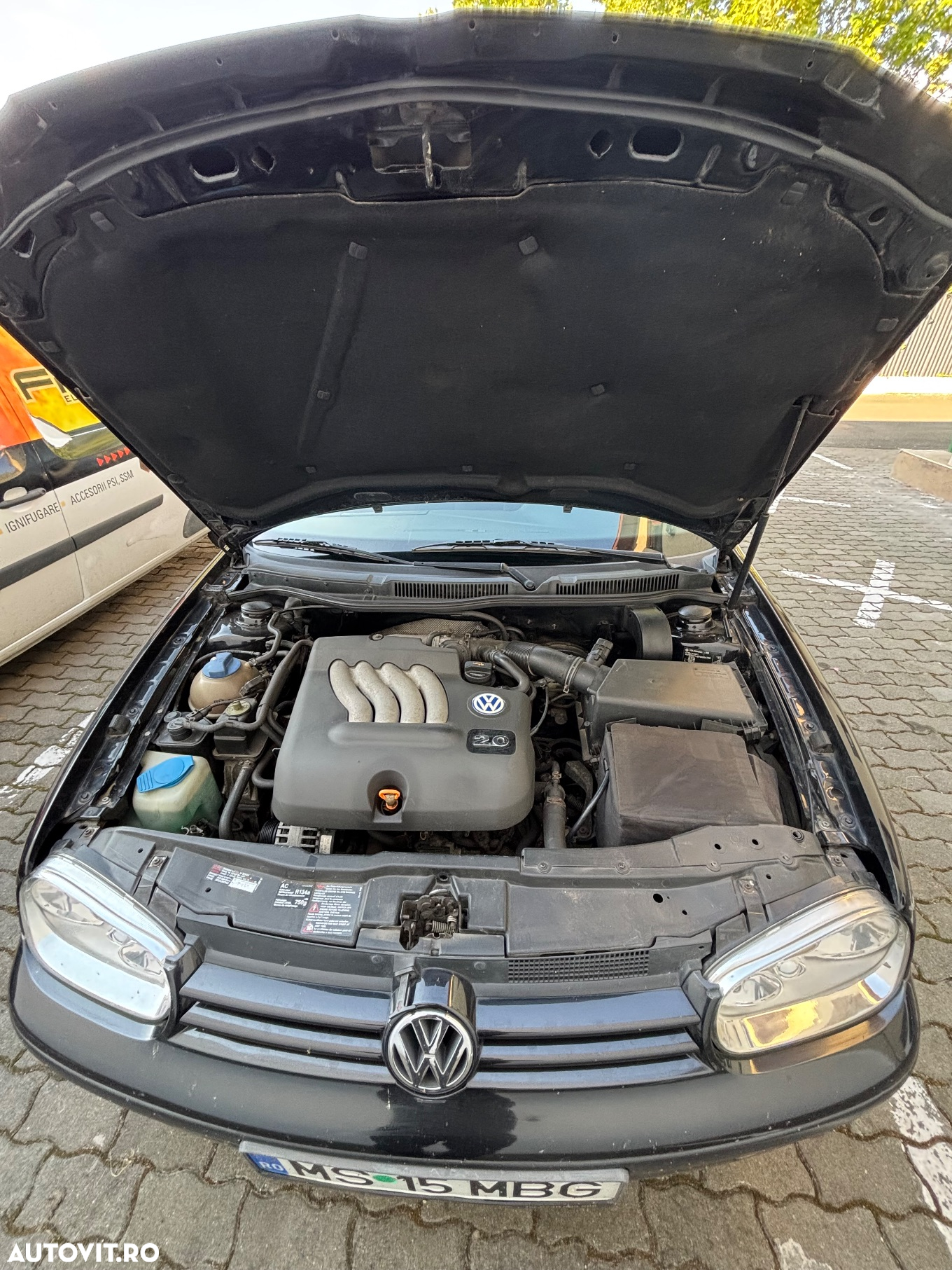 Volkswagen Golf Variant 2.0 Comfortline - 2