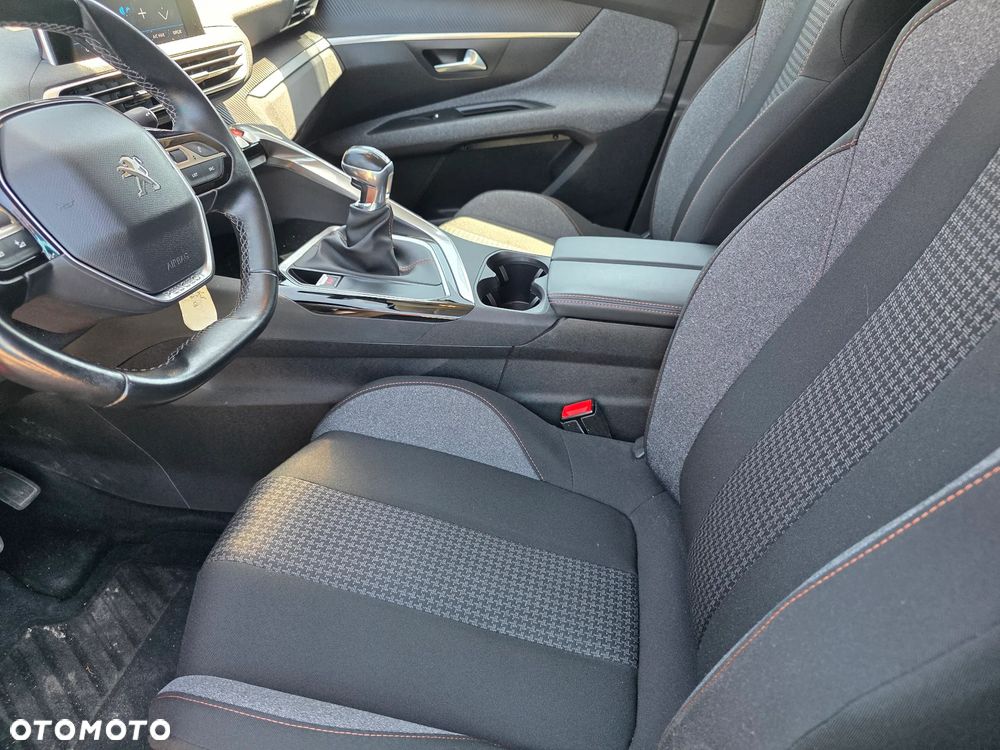 Peugeot 3008 PureTech 130 Stop & Start GPF Active - 11