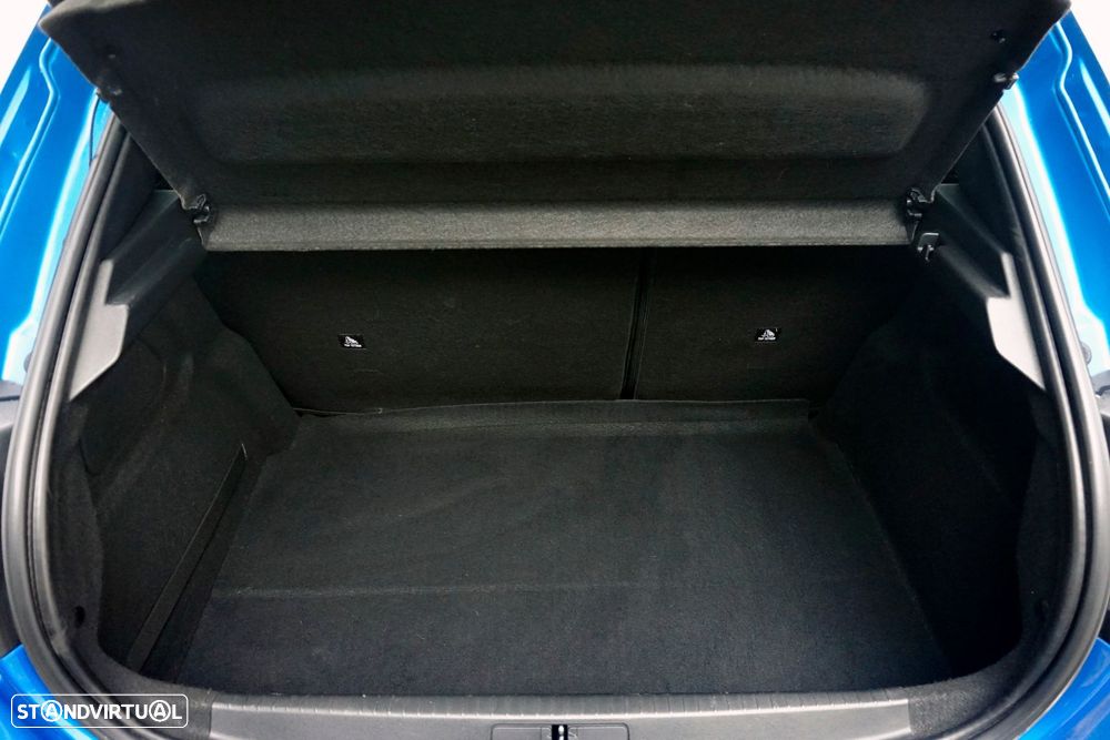 Peugeot 208 1.2 PureTech GT Line - 4