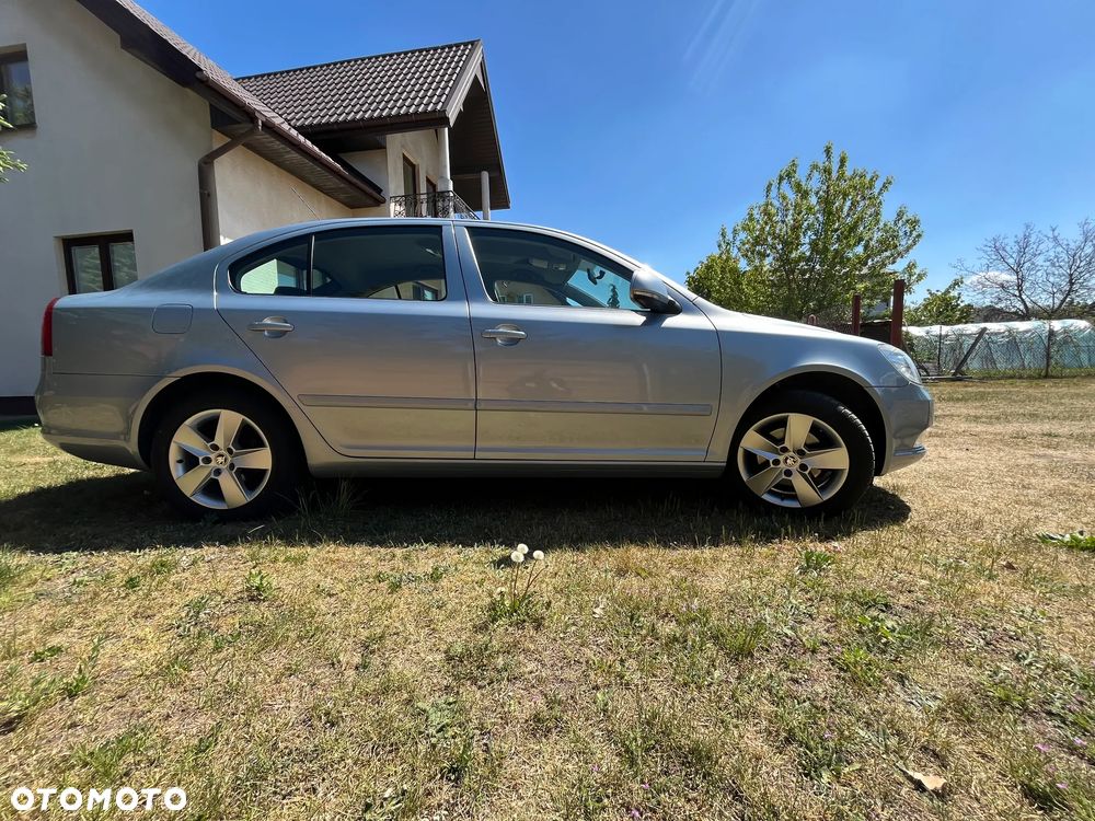 Skoda Octavia 1.6 Ambition - 18