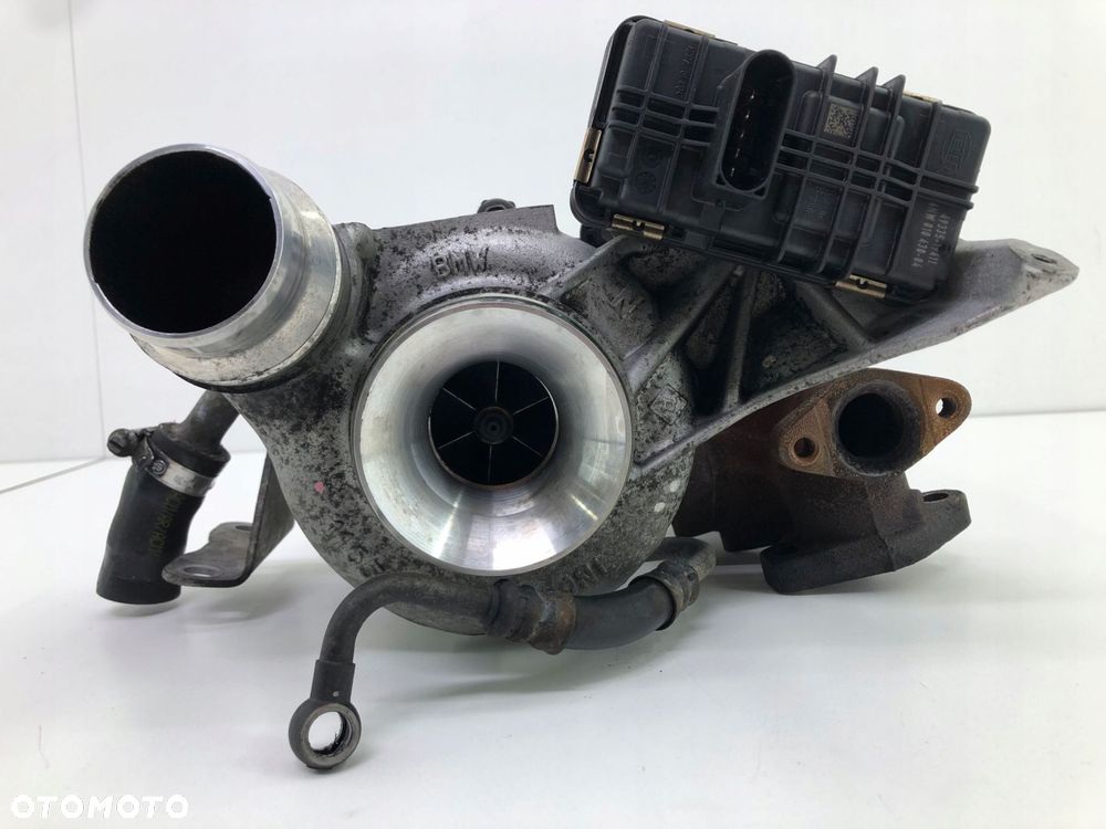 BMW F10 F20 F30 N47 2.0D TURBO 8519475 - 1