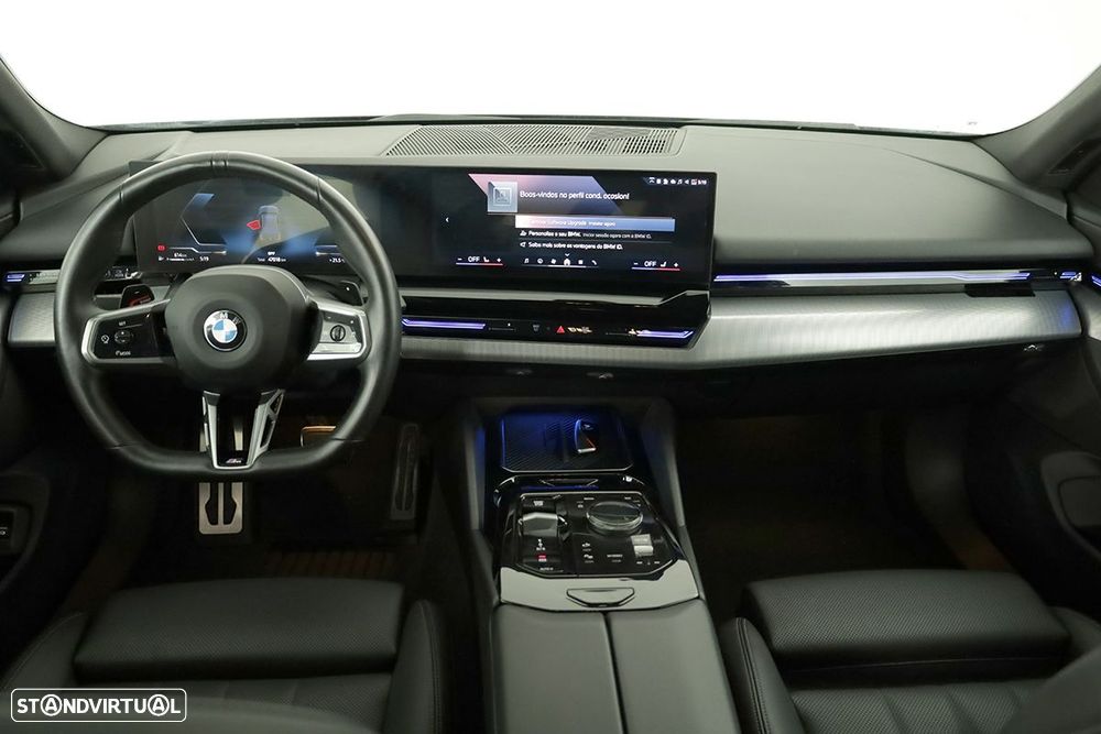 BMW 520 d Pack Desportivo M - 8