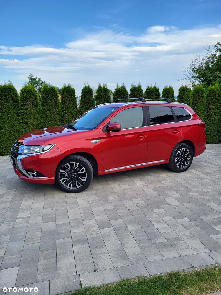Mitsubishi Outlander 2.0 Instyle Navi CVT - 3