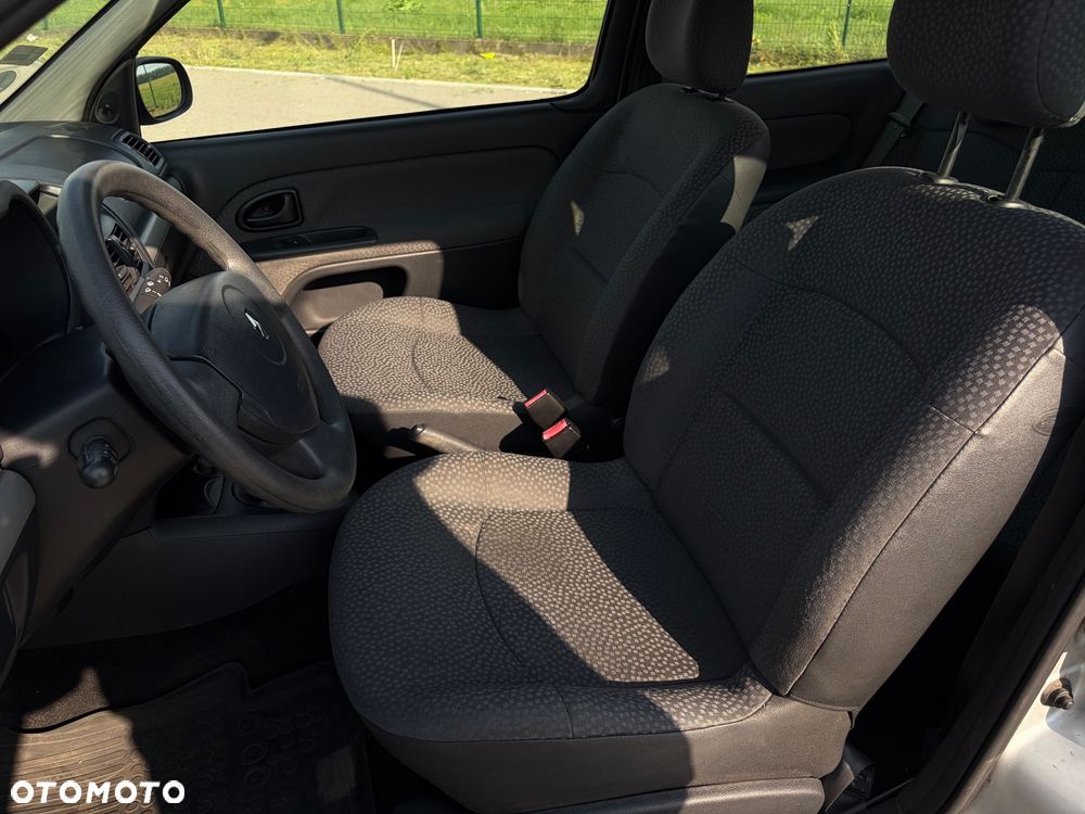 Renault Clio 1.2 Campus - 8