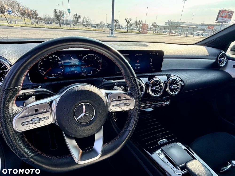 Mercedes-Benz Klasa A 200 7G-DCT - 7