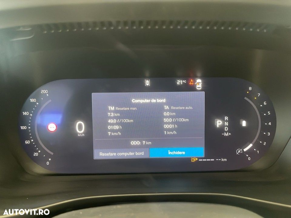 Volvo XC 40 B3 AT FWD MHEV Core - 16