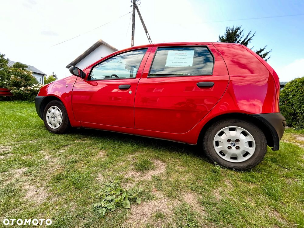Fiat Punto 1.2 8V Actual - 4