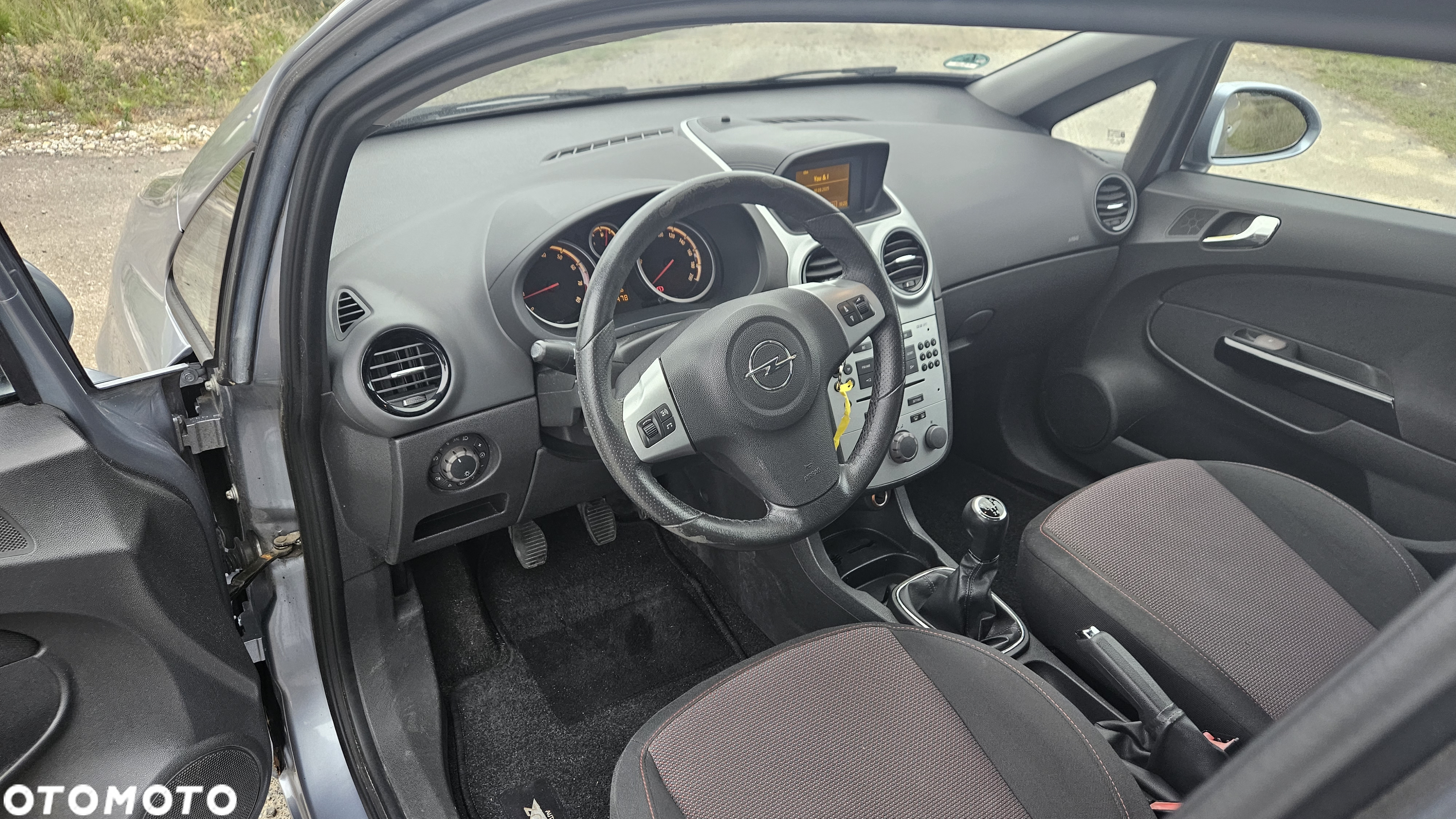 Opel Corsa 1.2 16V Cool - 20