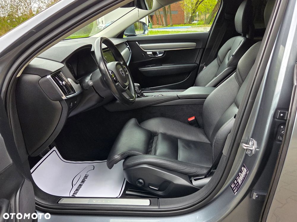 Volvo V90 D3 Geartronic Momentum Pro - 10