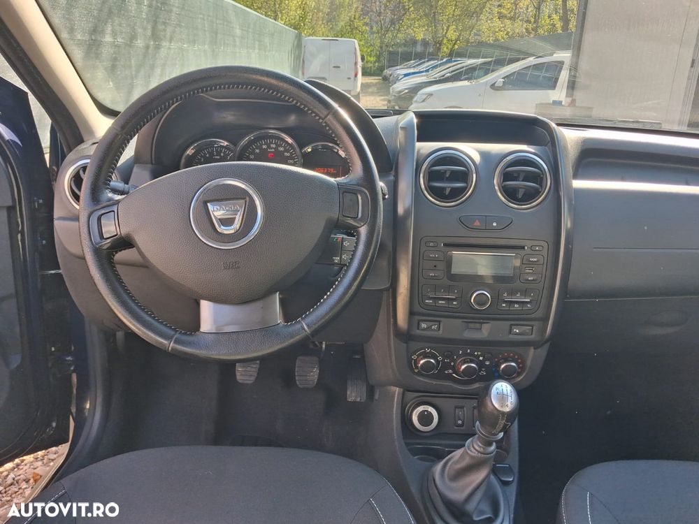 Dacia Duster dCi 110 FAP 4x4 Laureate - 11