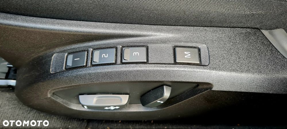 Volvo V40 D3 Drive-E Summum - 23