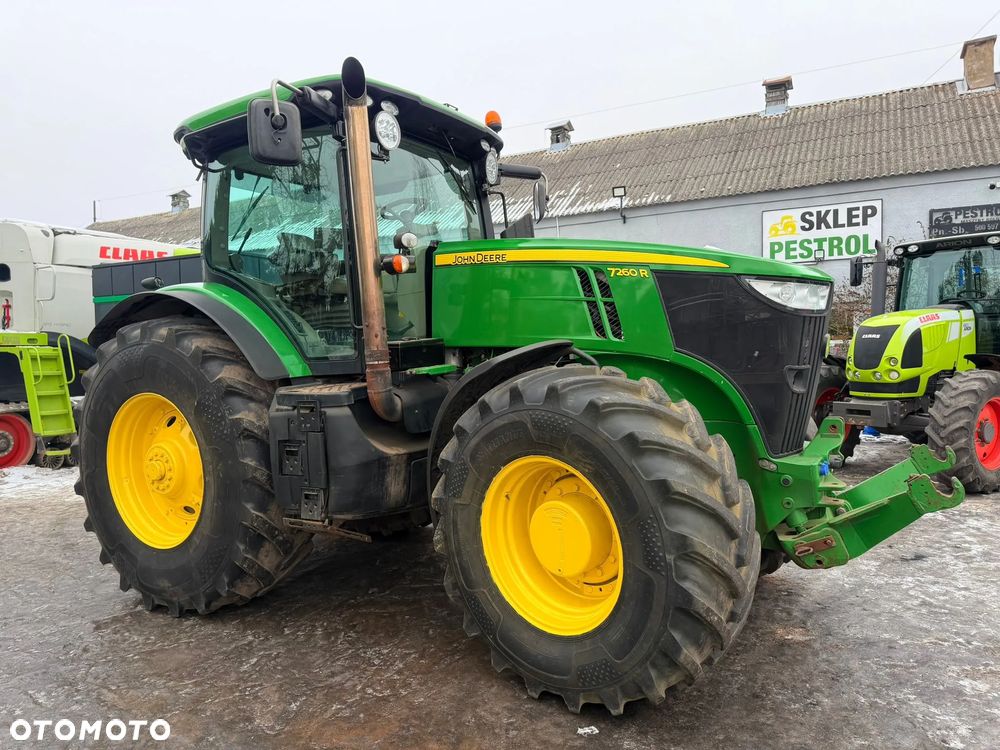 John Deere 7260R - 17