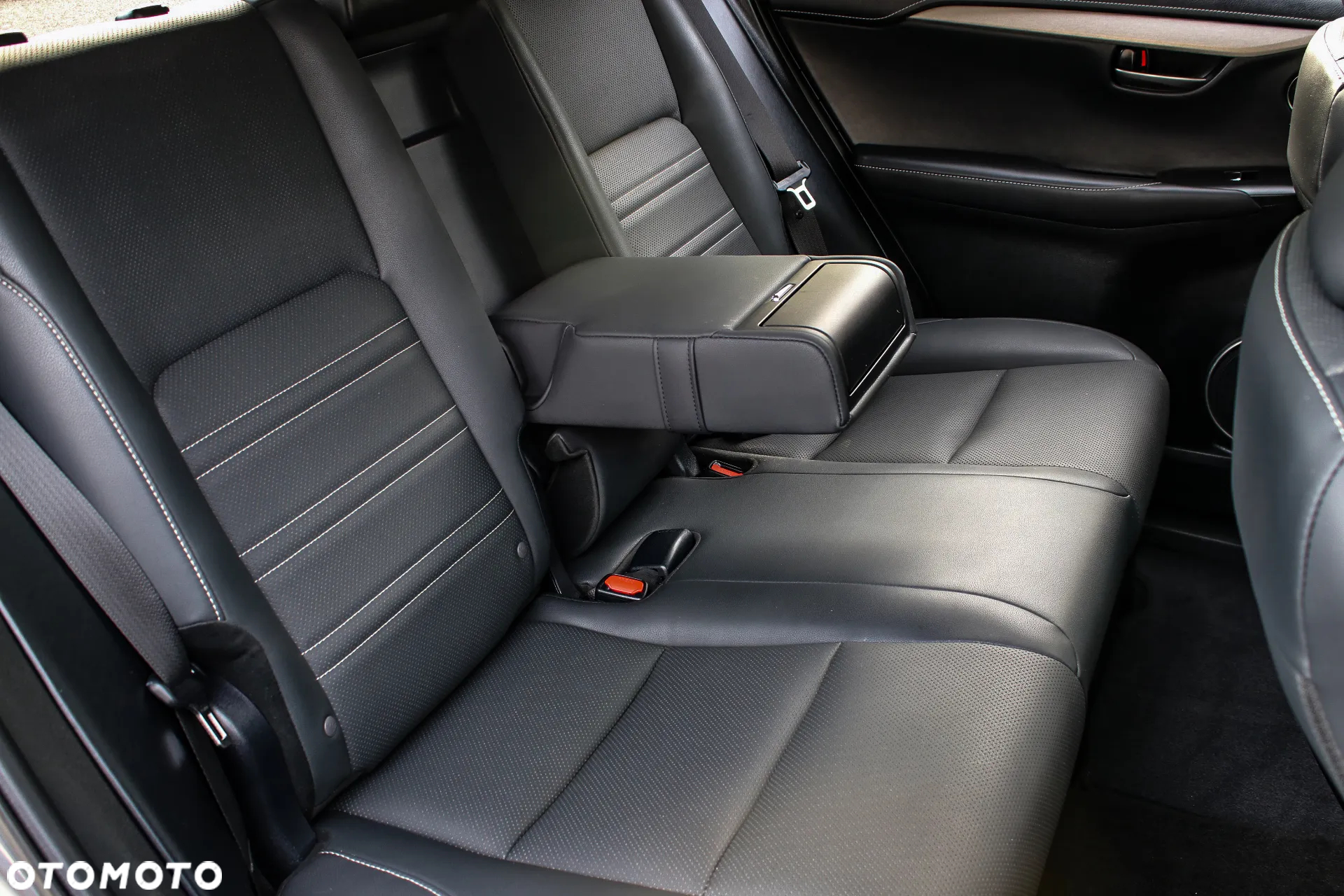 Lexus NX 350h Prestige AWD - 20