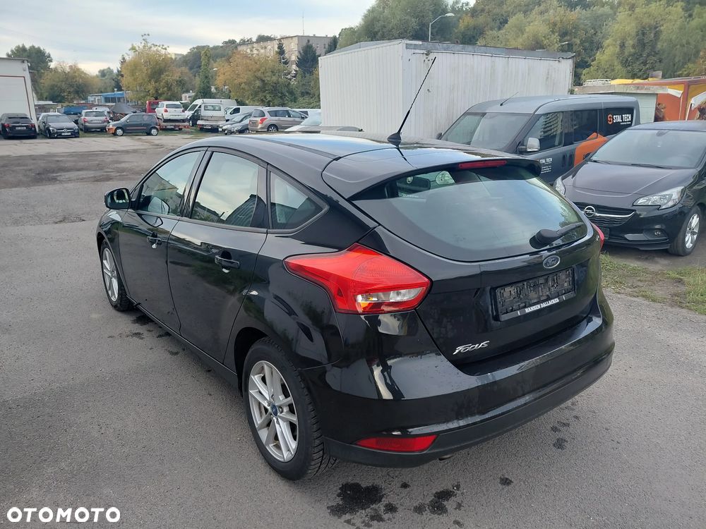Ford Focus - 11