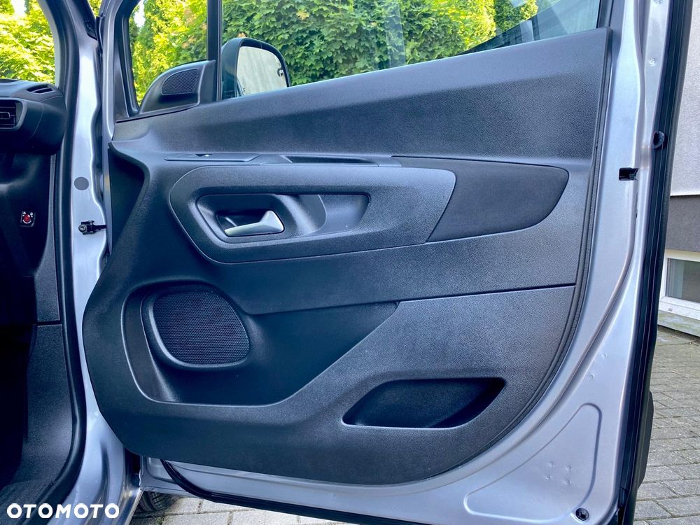 Opel Combo 1.2 Turbo Start/Stop Innovation - 33