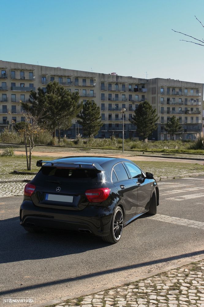 Mercedes-Benz A 45 AMG 4Matic Speedshift 7G-DCT - 4