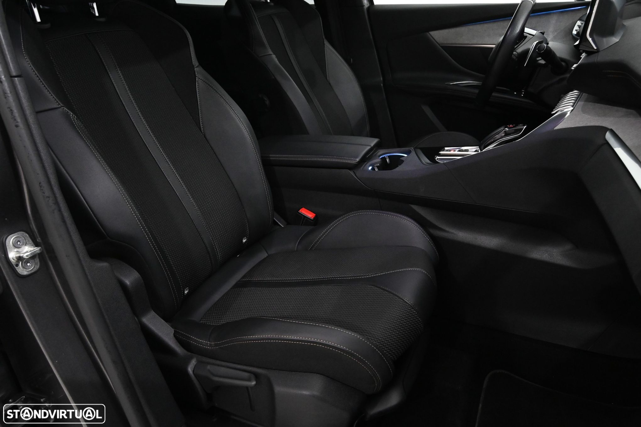 Peugeot 3008 1.5 BlueHDi GT Pack EAT8 - 13