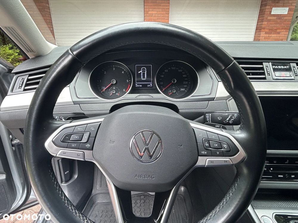 Volkswagen Passat 2.0 TDI EVO Business DSG - 13