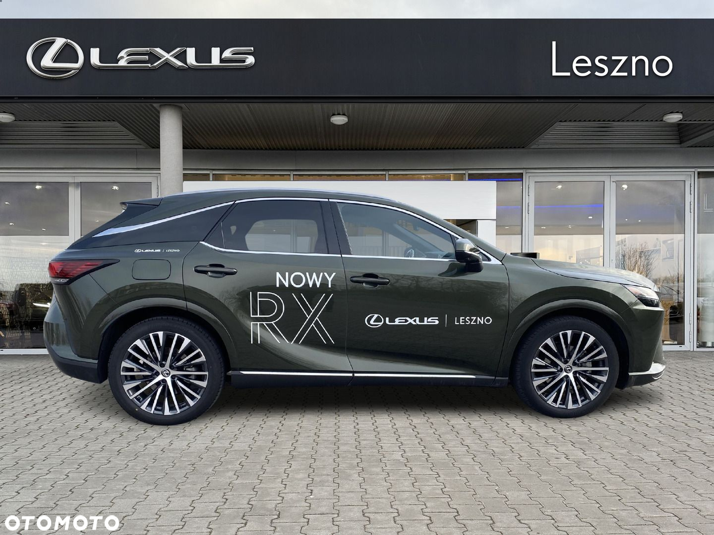 Lexus RX - 9