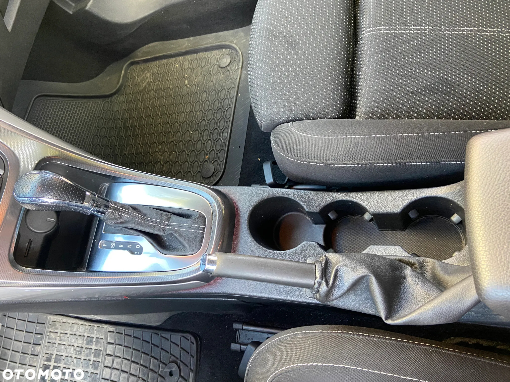 Opel Astra IV 2.0 CDTI Cosmo - 23