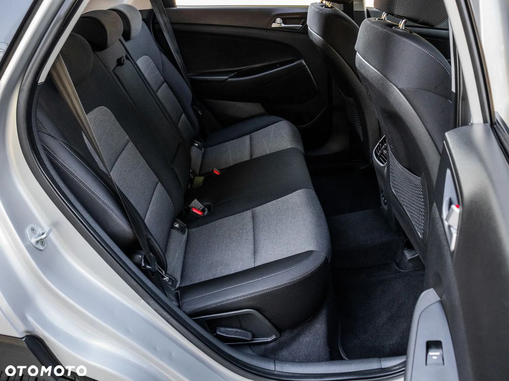 Hyundai Tucson blue 1.6 GDi 2WD Passion - 15